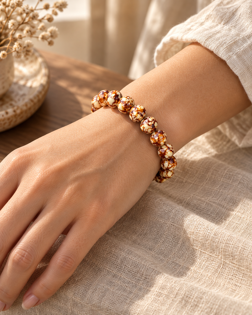 Caramel Vein Resin Rondelle Bracelet