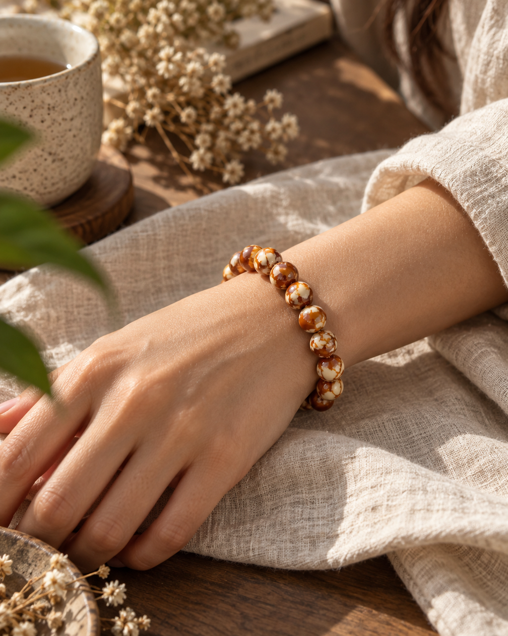 Ivory Amber Resin Bead Bracelet